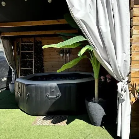 Belle Maison Avec Jardin Clos