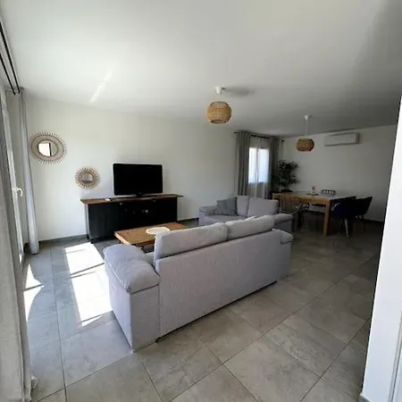 Belle Maison Avec Jardin Clos Feriehus